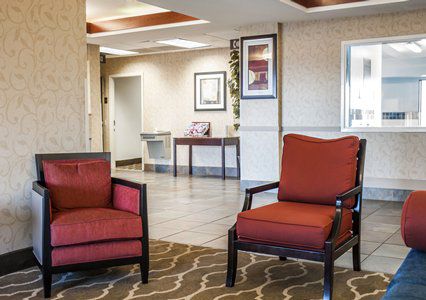 Hotel Quality & Near St Louis And I-255 Cahokia