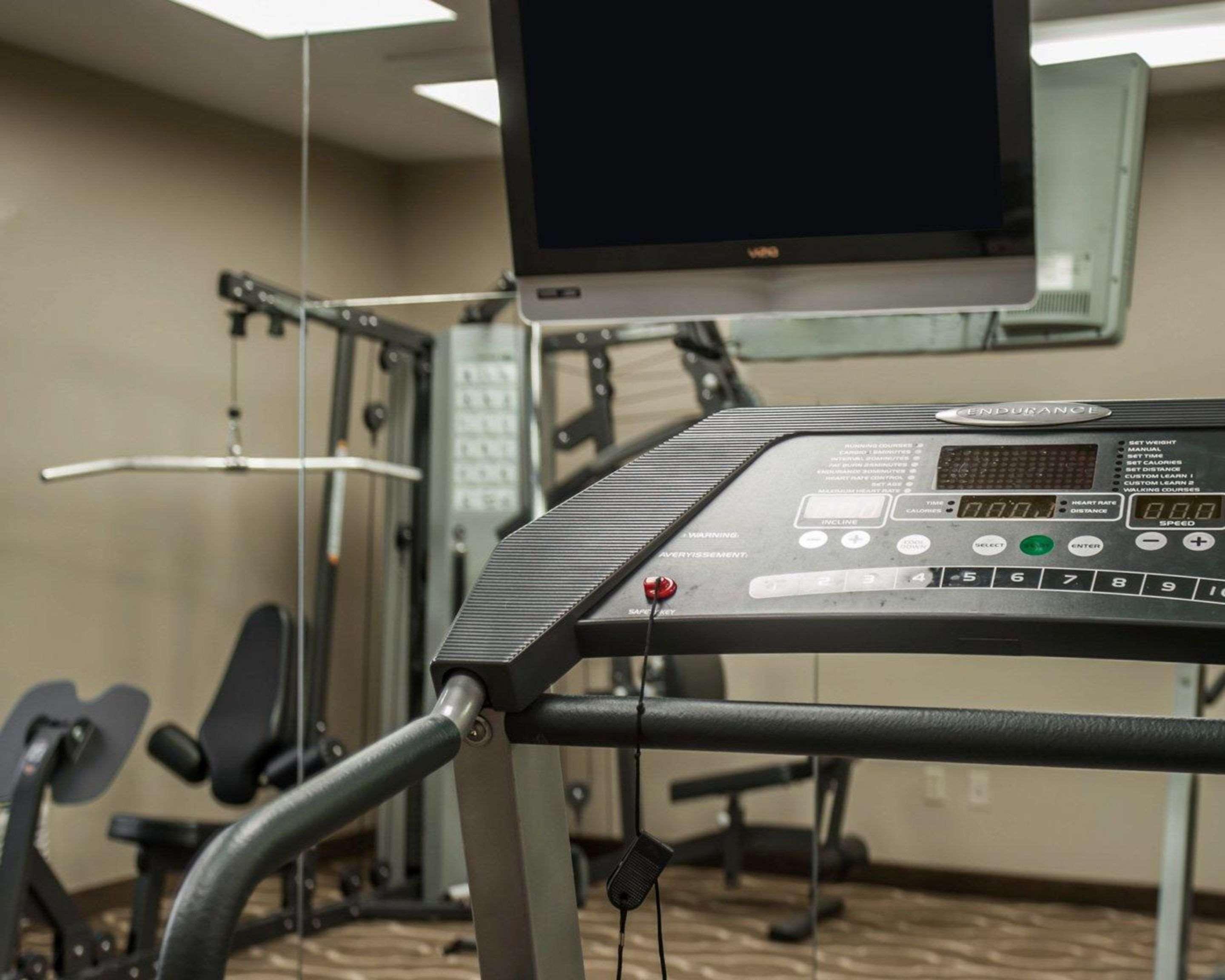 Hotel Quality & Near St Louis And I-255 Cahokia