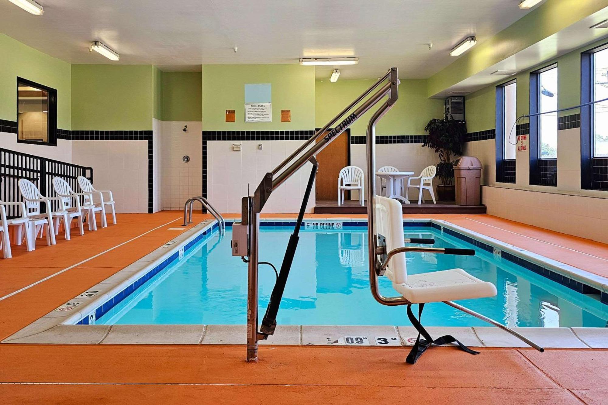 Quality & Near St Louis And I-255 Hotel 3*