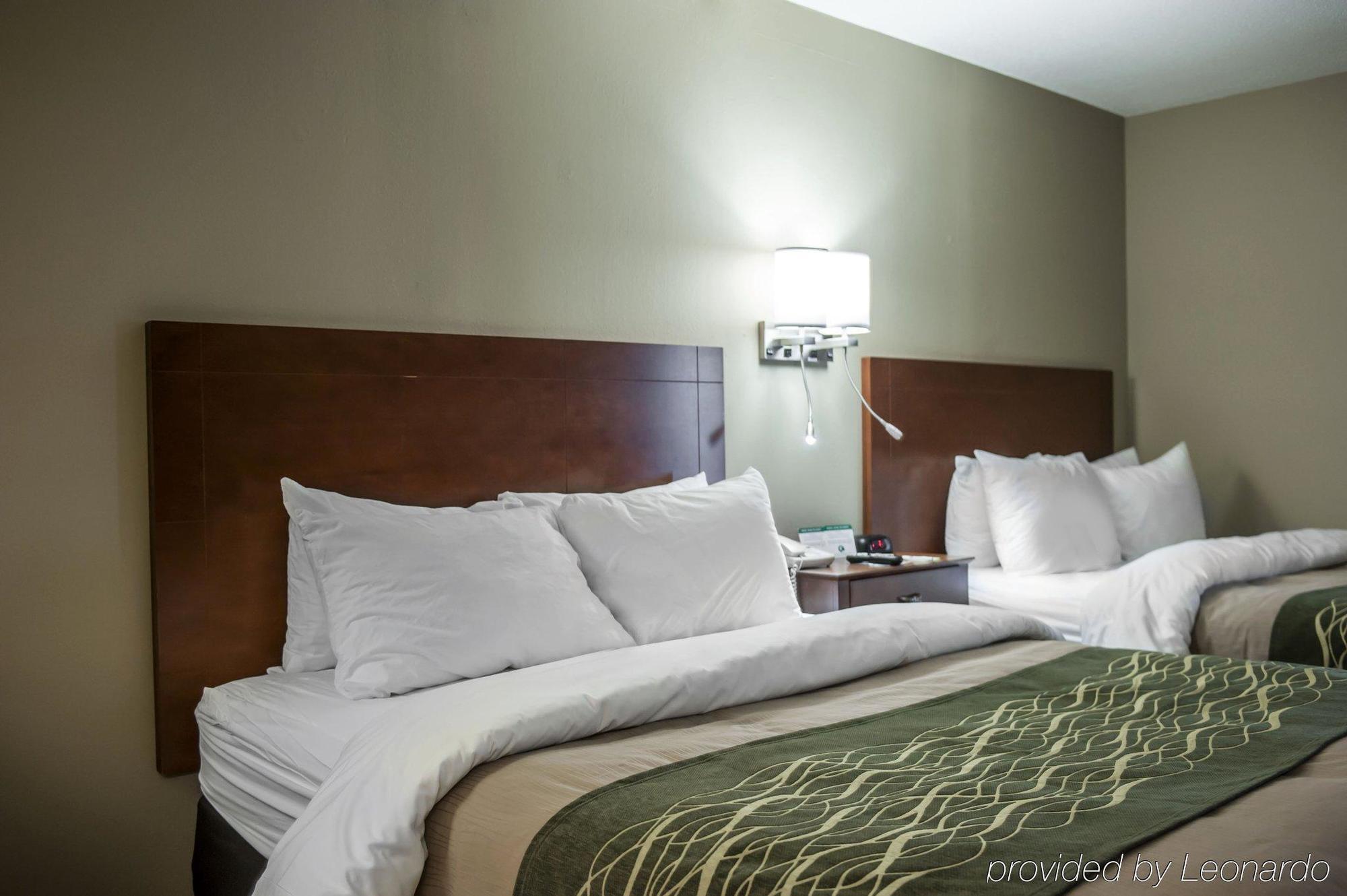 Hotel Quality & Near St Louis And I-255 Cahokia